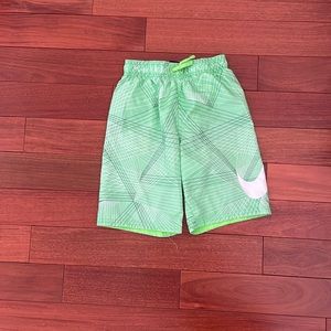 Nike youth medium swimsuit